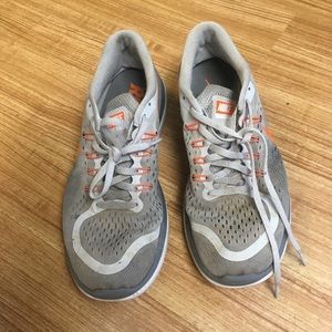 Nike Men’s Flex Running Shoes size 9.5 (2017)